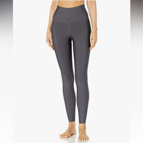 ALO Yoga High-Waist Airlift Leggings in XSmall - Picture 5 of 14